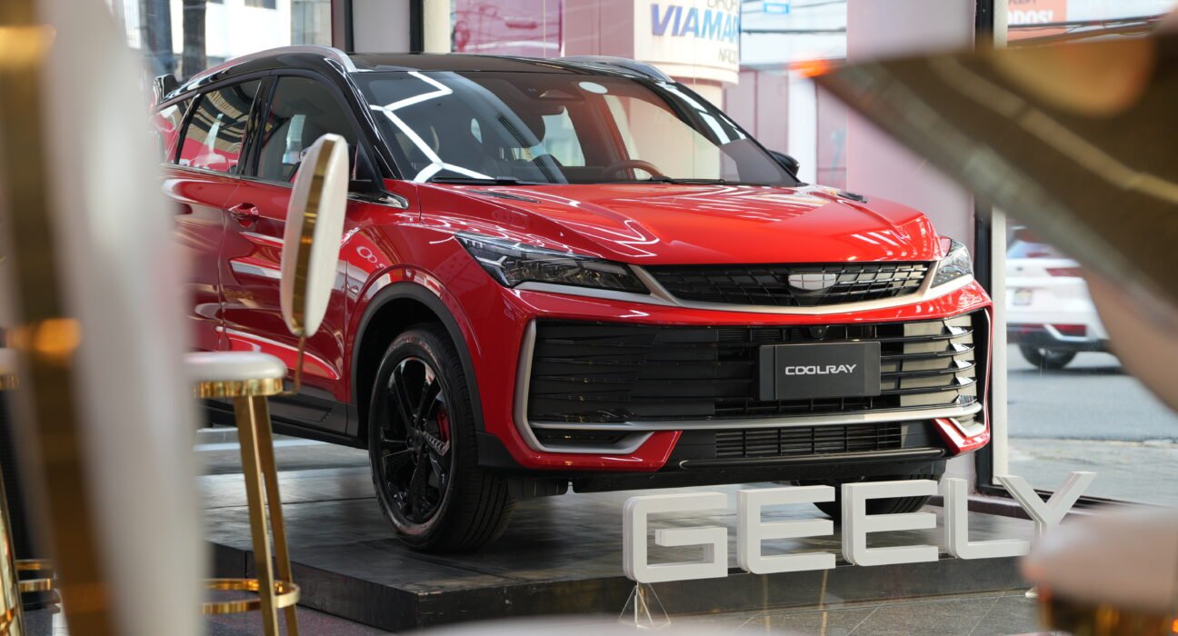 Riddara Híbrida: Diseñada para trabajo y aventura. Con una tecnología que convierte el motor de gasolina en generador de energía.